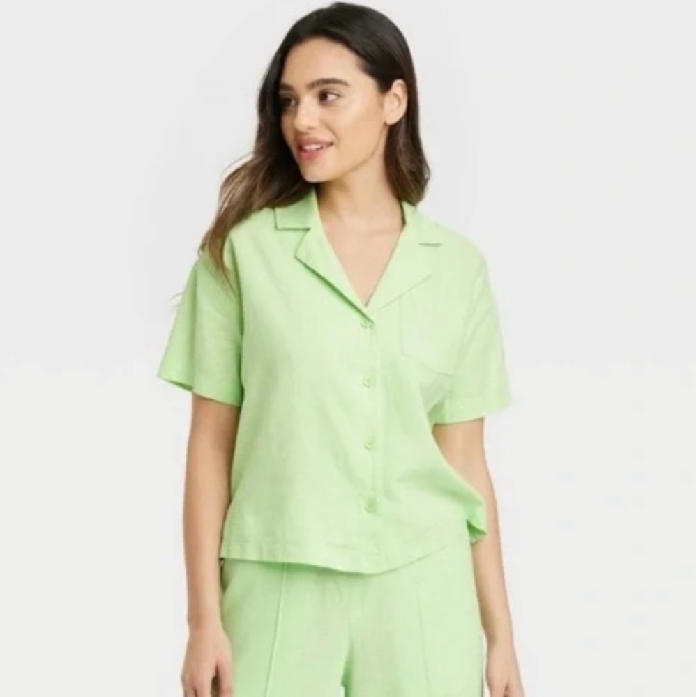 Women's Button Down Short Sleeve Shirt XXL Green A New Day